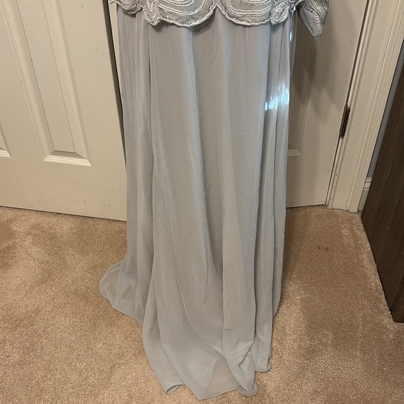 Chic Sleeveless Gray Maxi Dress - Picture 4 of 14